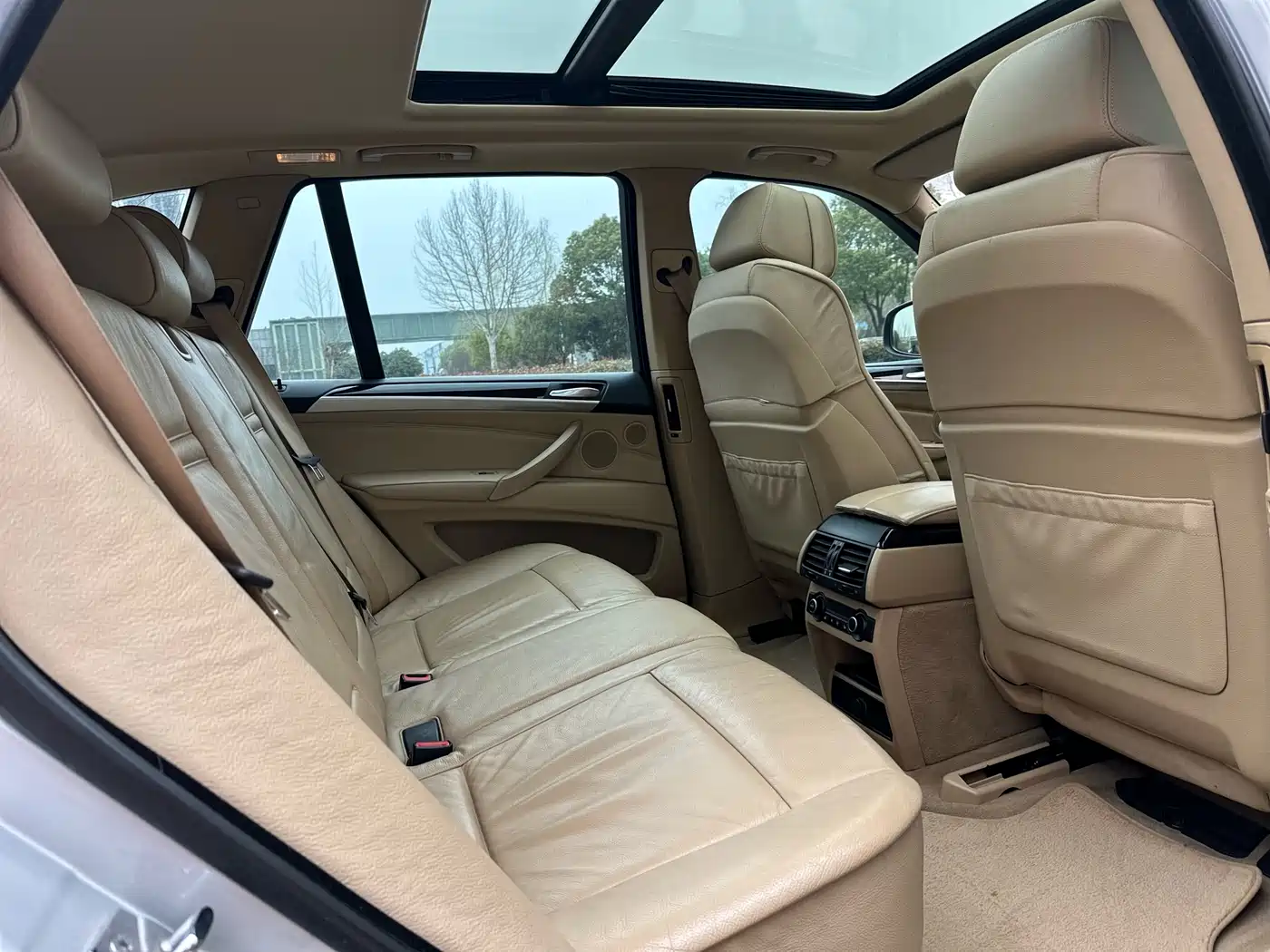 BMW X5 (Import) 2008 xDrive48i Leading Model фото 11