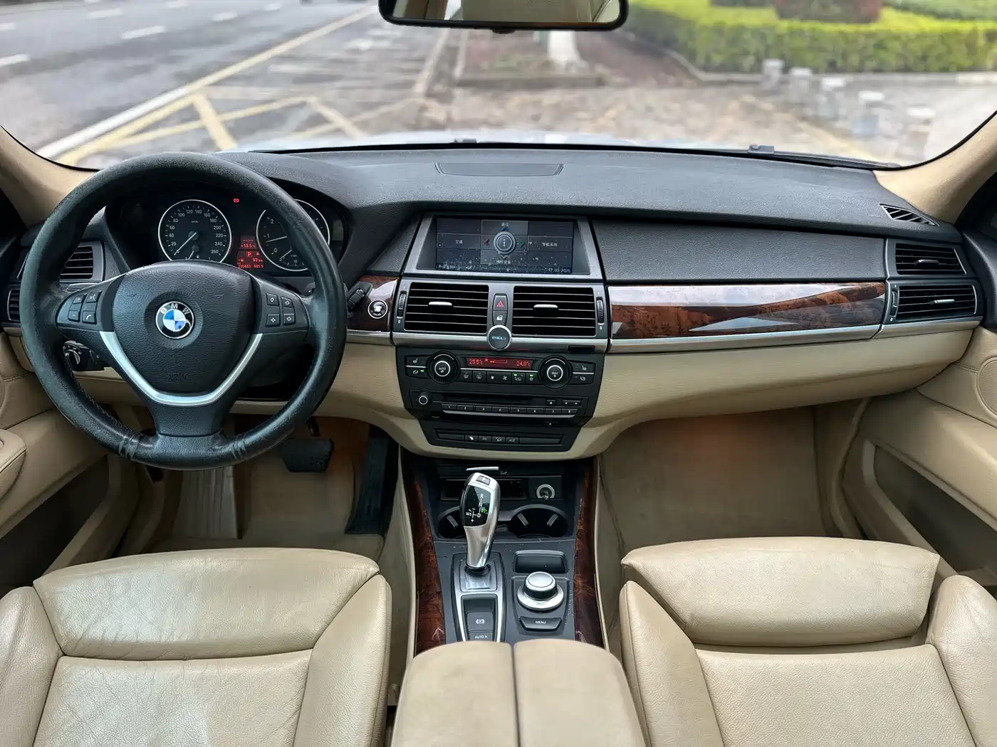 BMW X5 (Import) 2008 xDrive48i Leading Model фото 12