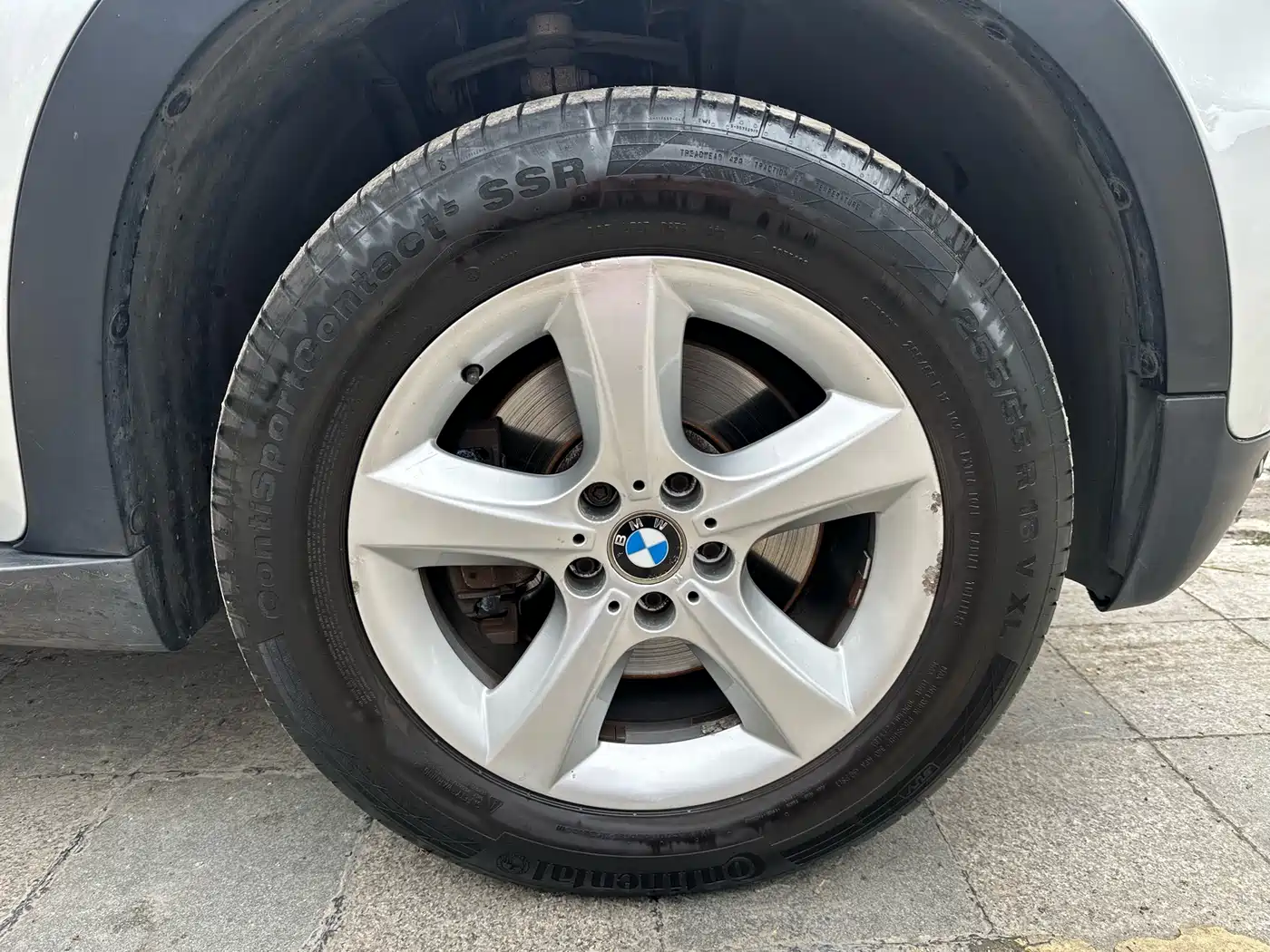 BMW X5 (Import) 2008 xDrive48i Leading Model фото 25