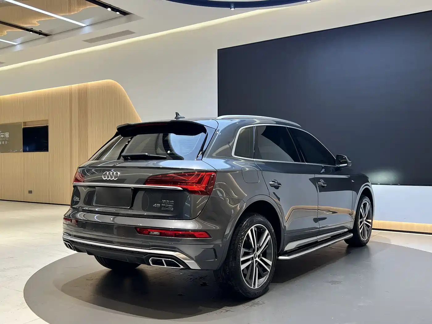 Audi Q5L 2022 45T Luxury Dynamic фото 4