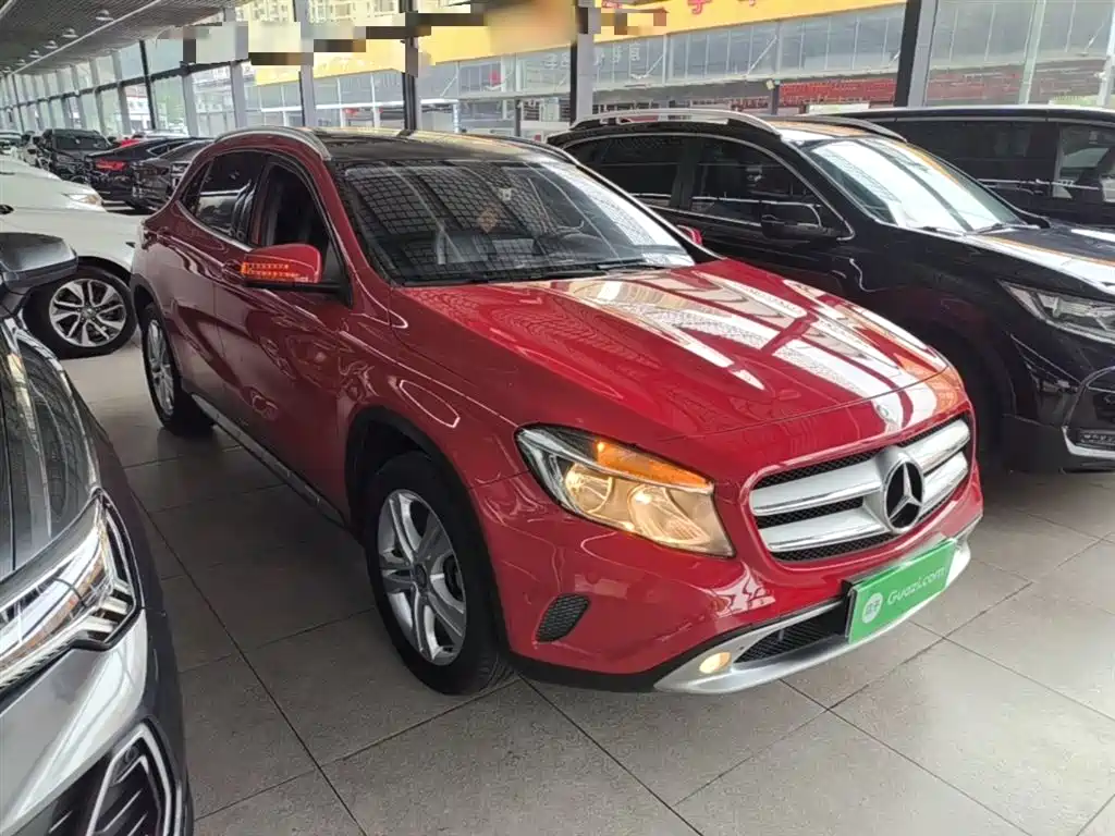 Mercedes-Benz GLA 2016 GLA 200 Dynamic фото 4