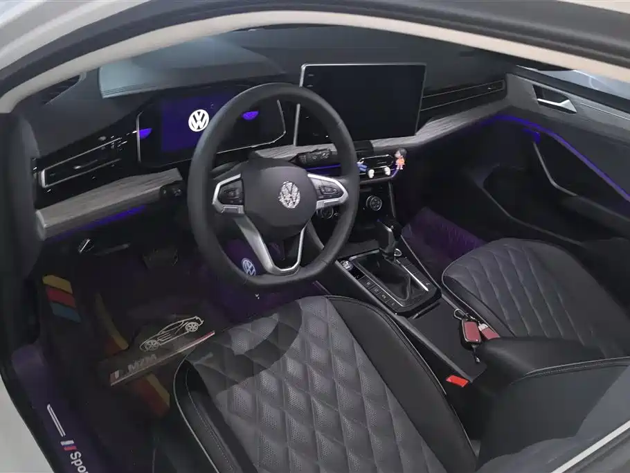 Volkswagen Sagitar 2025 Model Second Facelift 300TSI DSG Transcend Edition фото 12