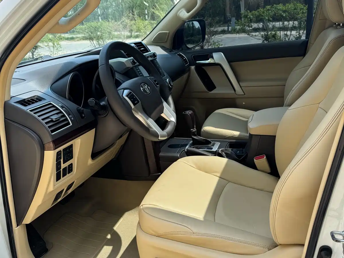 Toyota Prado 2016 3.5L Auto TX-L фото 6