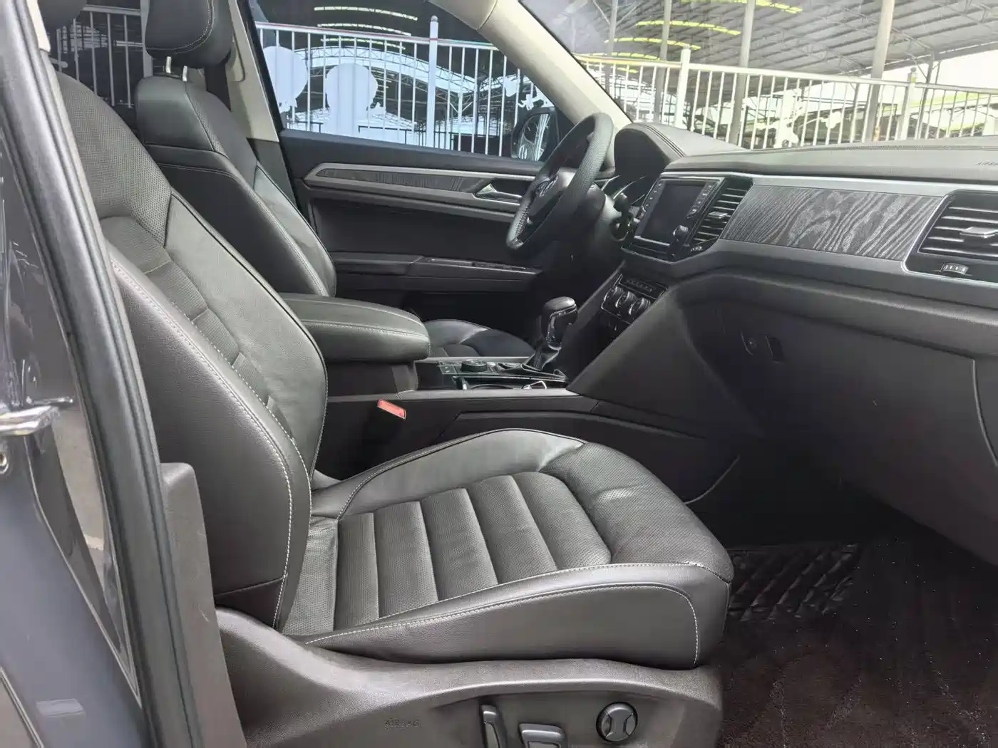 Volkswagen Teramont 2017 380TSI 4WD Luxury Edition фото 11