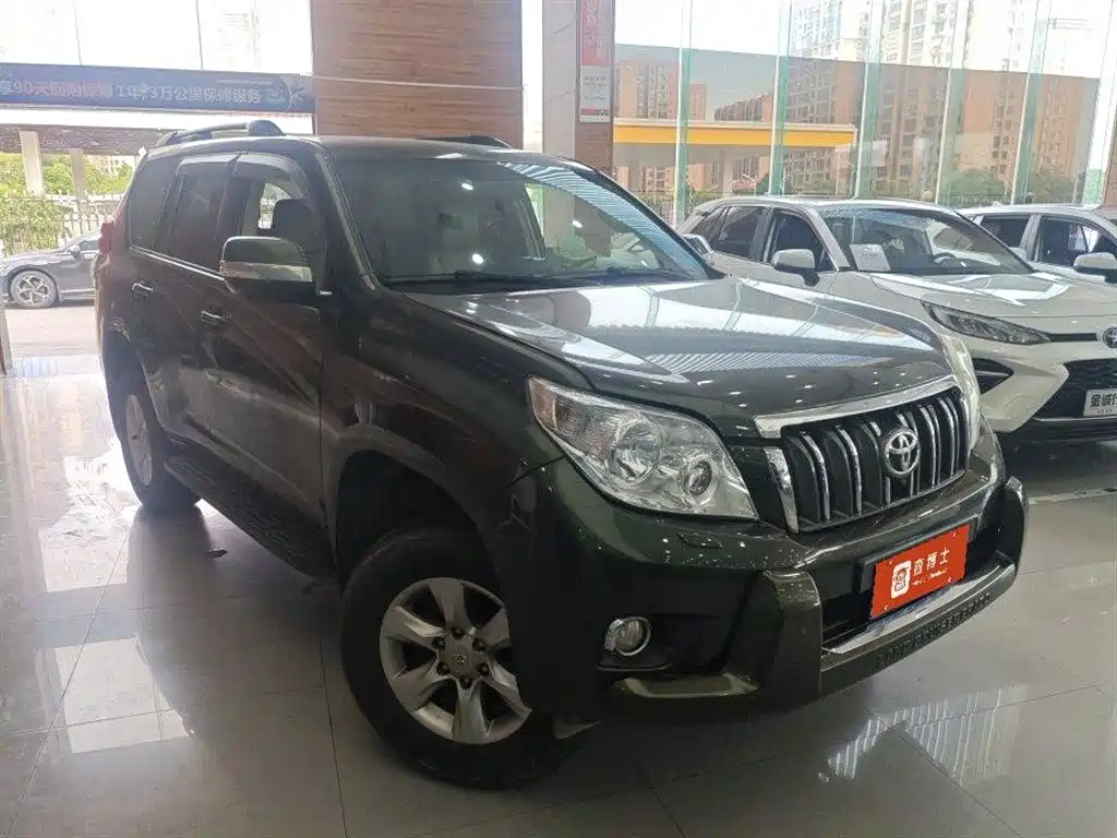 Toyota Prado (Import) фото 2