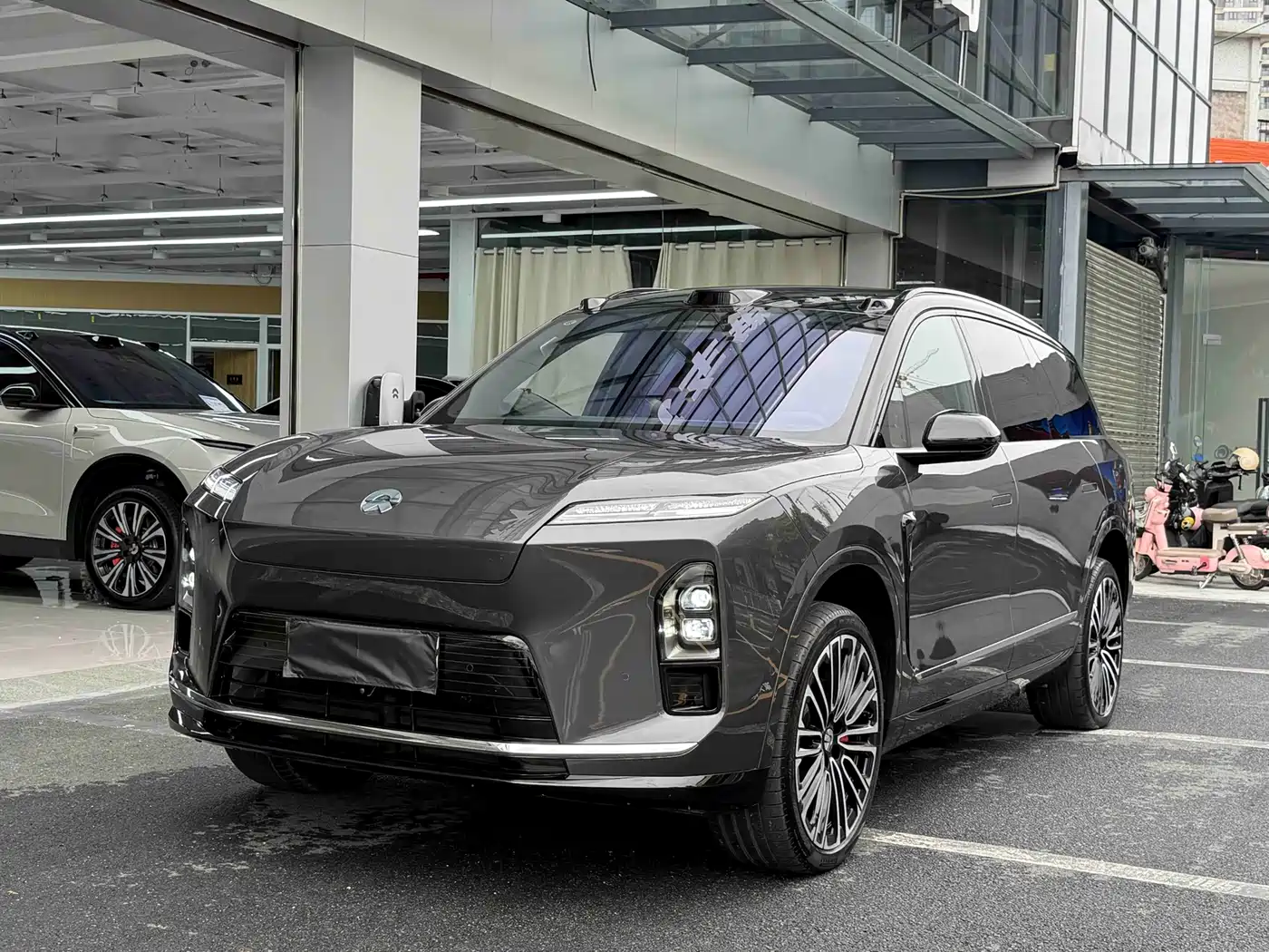 NIO NIO ES8 2025 Base Model