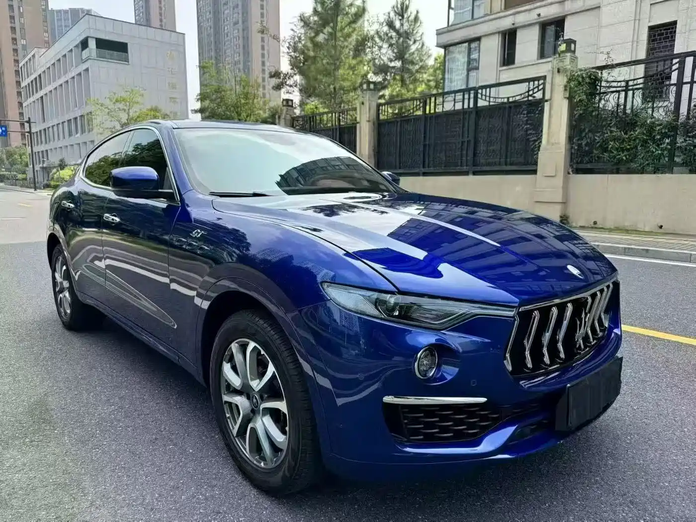 Maserati Levante 2022 2.0T GT Edge Edition фото 3
