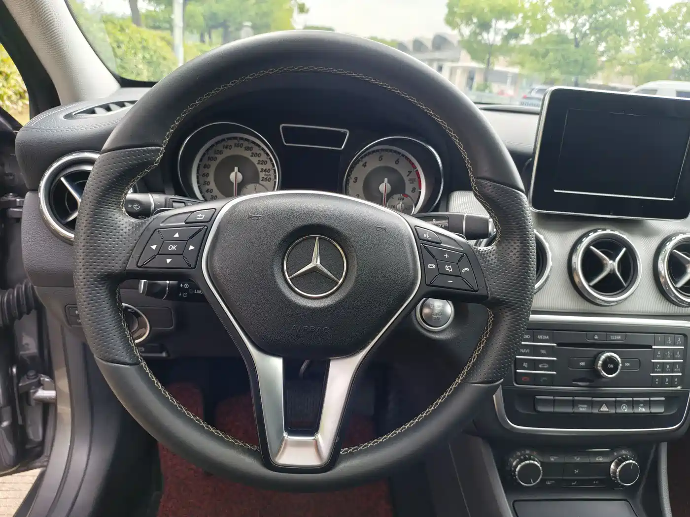 Mercedes-Benz GLA 2016 GLA 200 Fashion фото 10