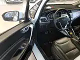Фото 16 - Geely Vision X3