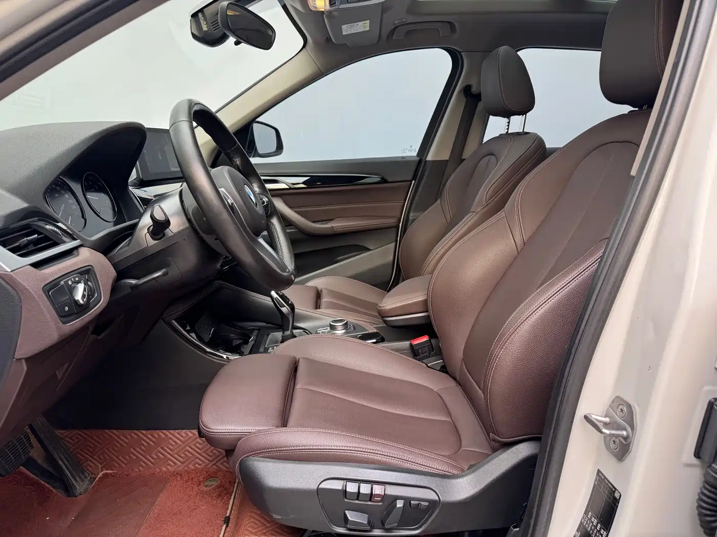 BMW X1 2020 sDrive20Li Premium Edition фото 9