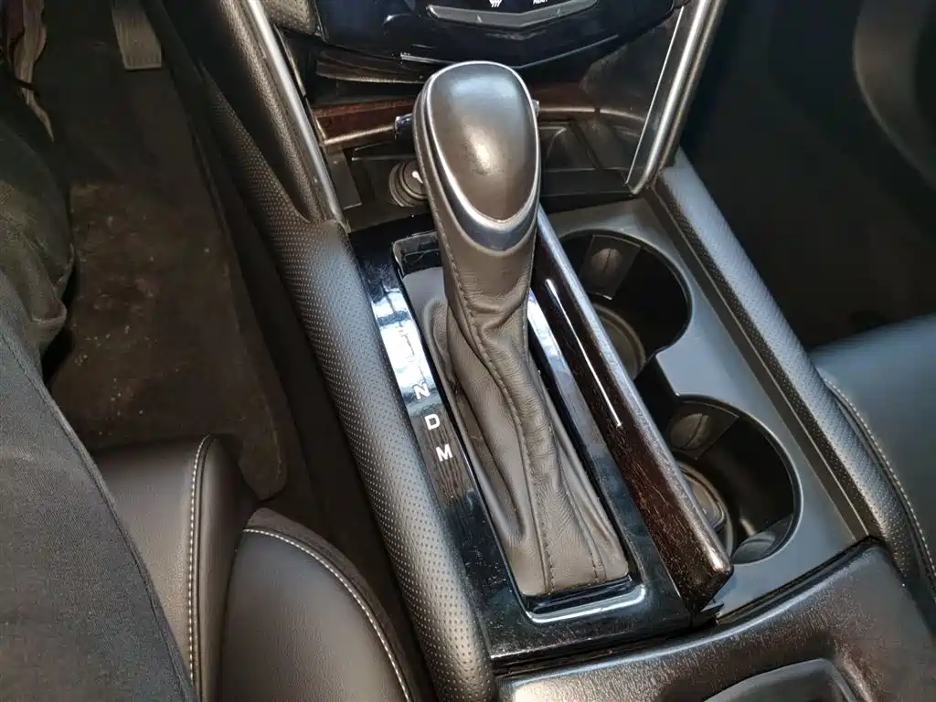 Cadillac XTS 2018 28T Technology фото 10