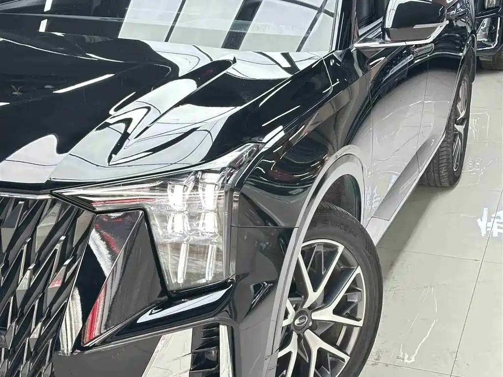 GAC Trumpchi Trumpchi GS8 2022 Hybrid Series 2.0TM 4WD Premium Edition (7-Seater) фото 2