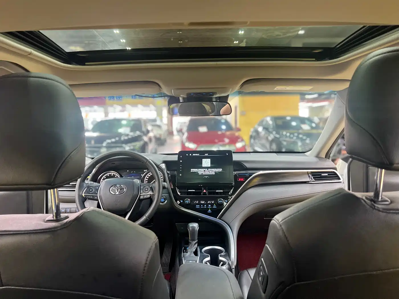 Toyota Camry 2023 2.0G Luxury Edition фото 17