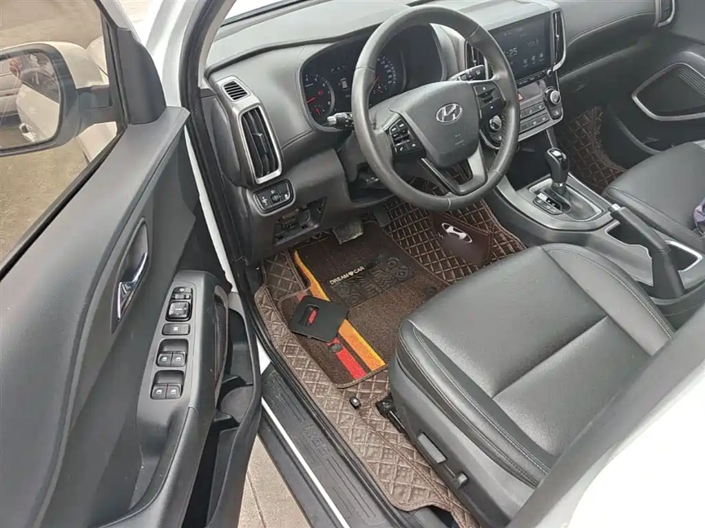 Hyundai Beijing Hyundai ix35 2019 2.0L Automatic 2WD Zhiyong·Enjoy China V фото 16
