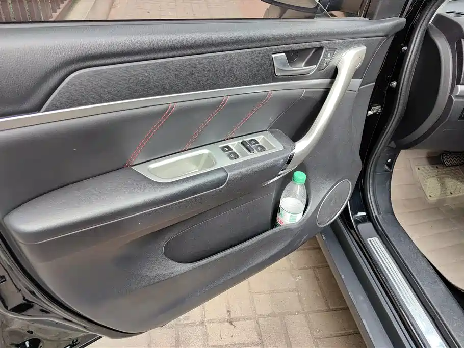 Haval M6 2018 Facelift 1.5T DCT 2WD Elite Edition фото 7