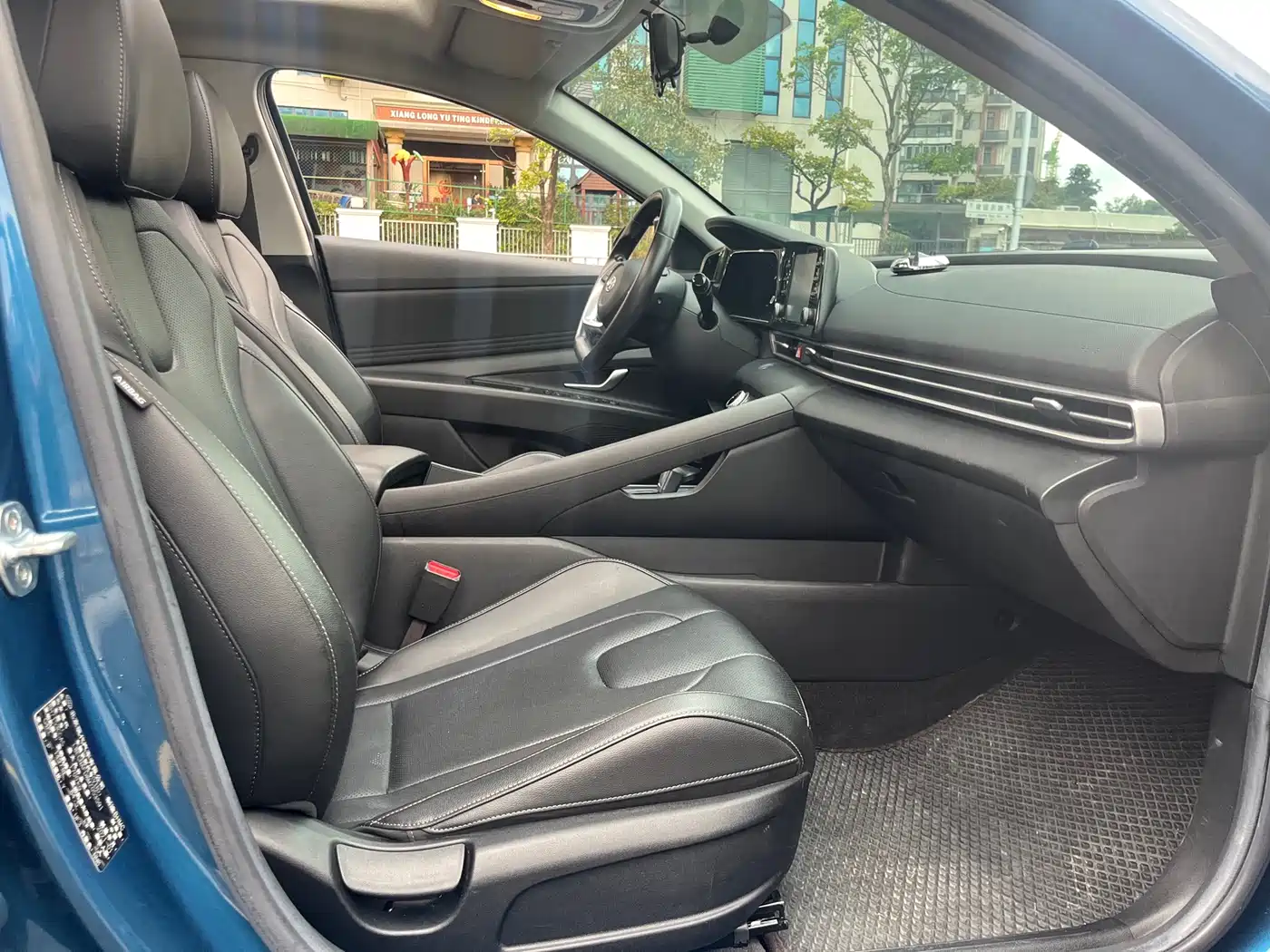 Hyundai Elantra 2021 1.5L CVT GLX Elite Edition фото 11