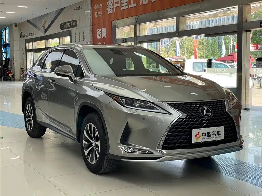 Lexus RX 2020 Facelift 300 2WD Elite Edition фото 3