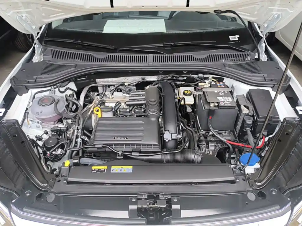 Volkswagen Sagitar 2026 2025 Model Year Facelift 200TSI DSG Soaring Edition
