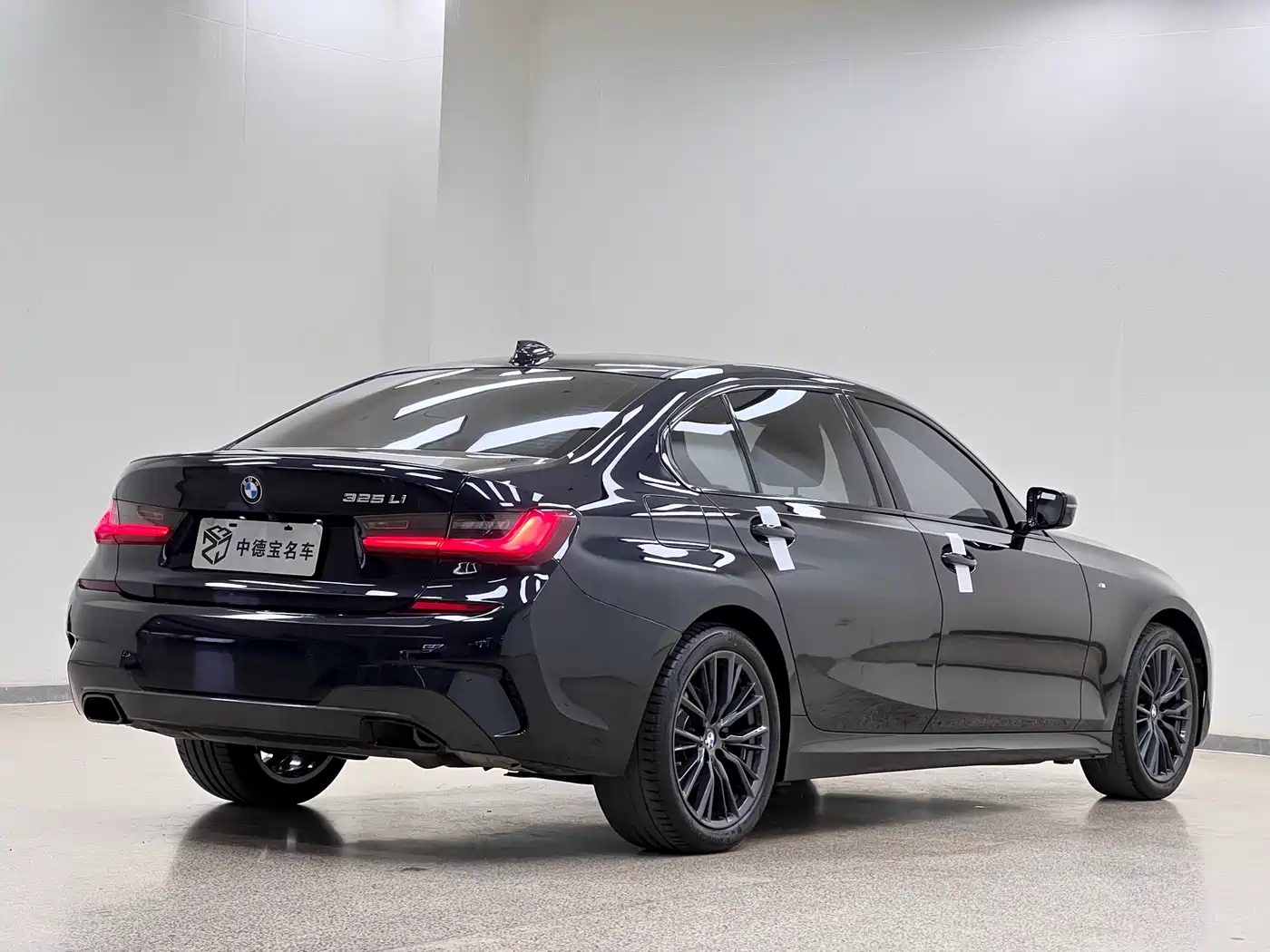 BMW 3 Series 2021 325Li M Sport Night Edition фото 6