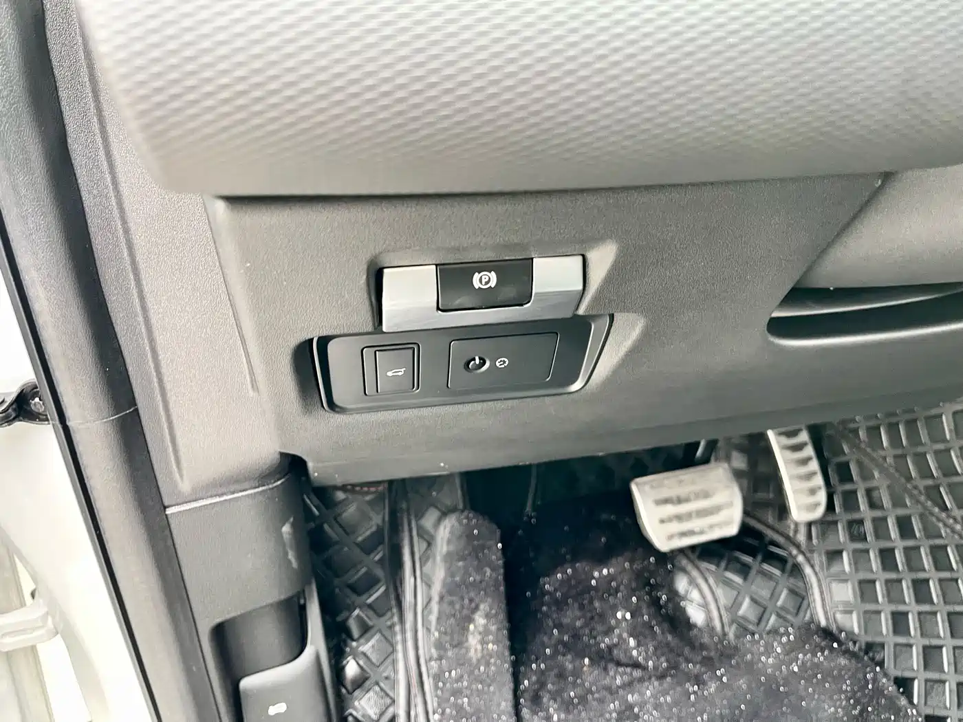 Land Rover Discovery Sport 2020 249PS R-Dynamic Performance Tech 7-seater фото 8