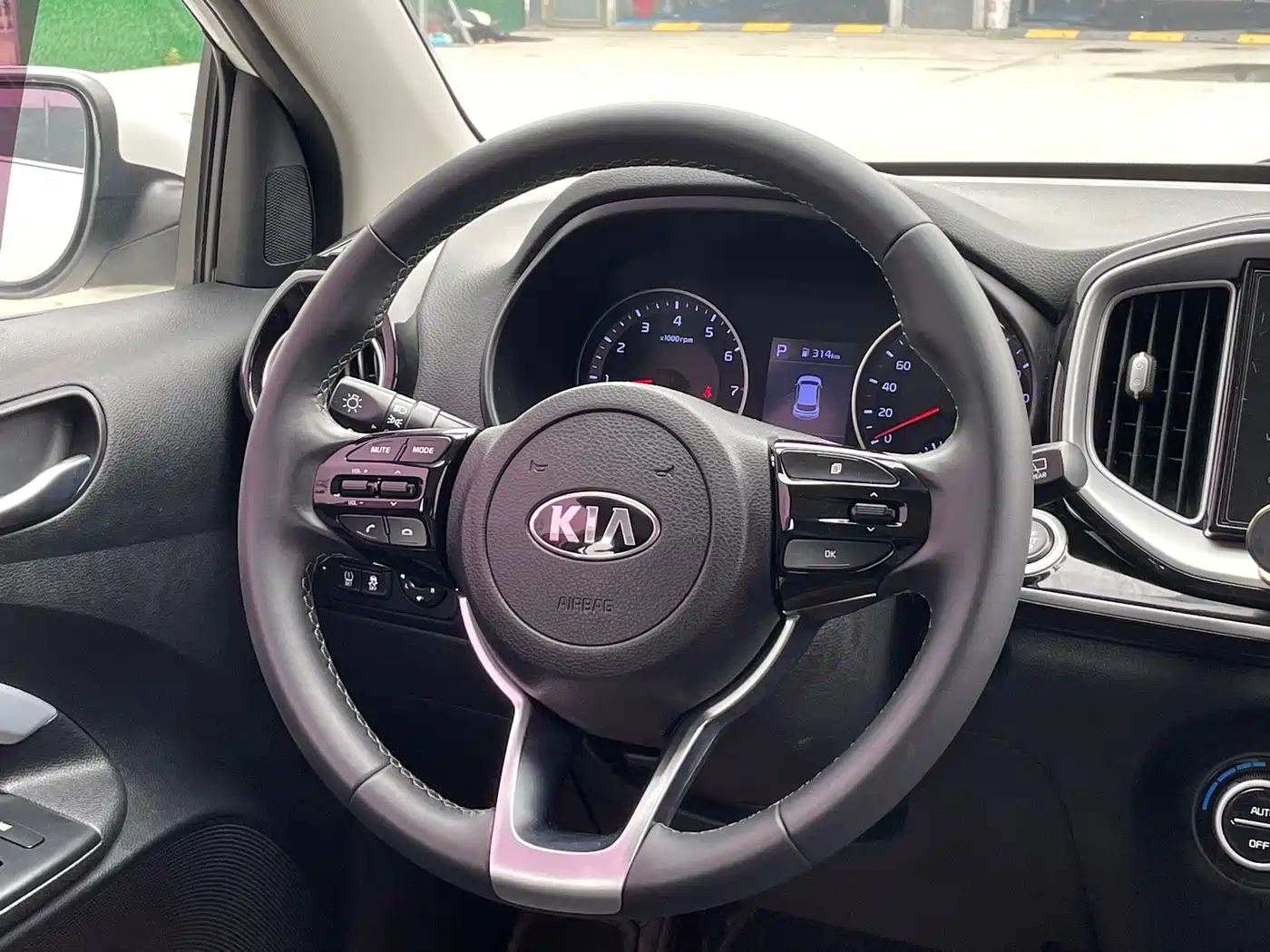 Kia KX1 2019 1.4L Automatic Fun Edition China VI фото 17