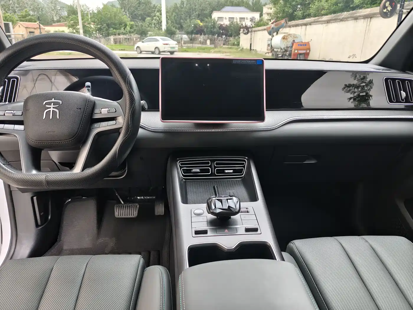 BYD Song Pro New Energy 2025 2nd Generation Smart Drive Edition DM-i 75KM Leading Type фото 10