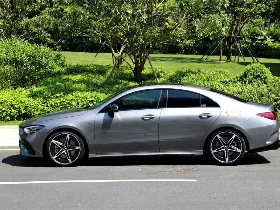 Mercedes-Benz CLA AMG 2025 AMG CLA 35 4MATIC фото 3