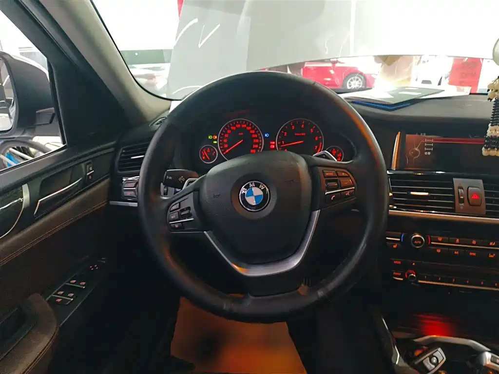 BMW X4 2014 xDrive20i X Design Package фото 11