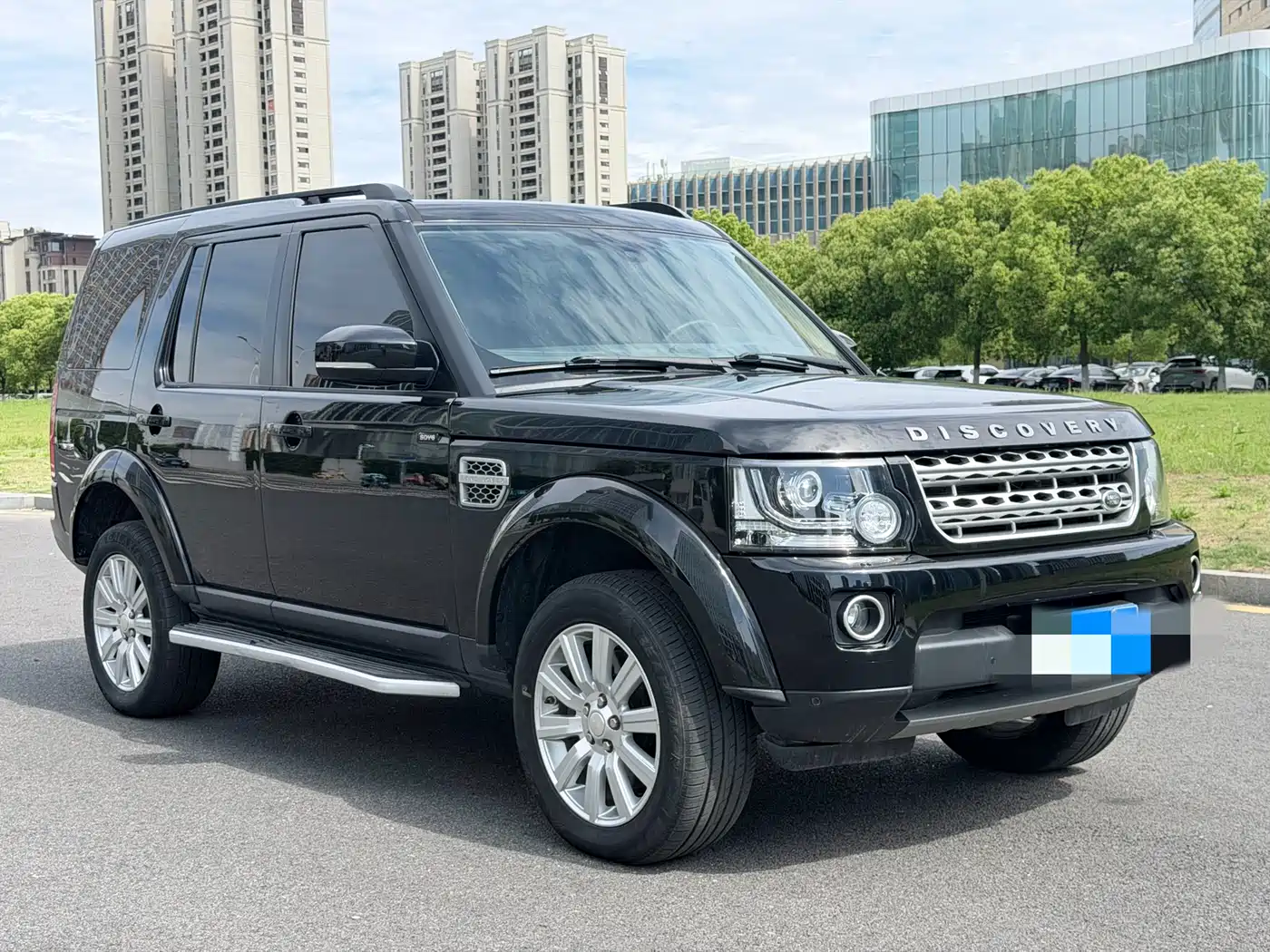 Land Rover Discovery 2015 3.0 SDV6 HSE Diesel фото 3