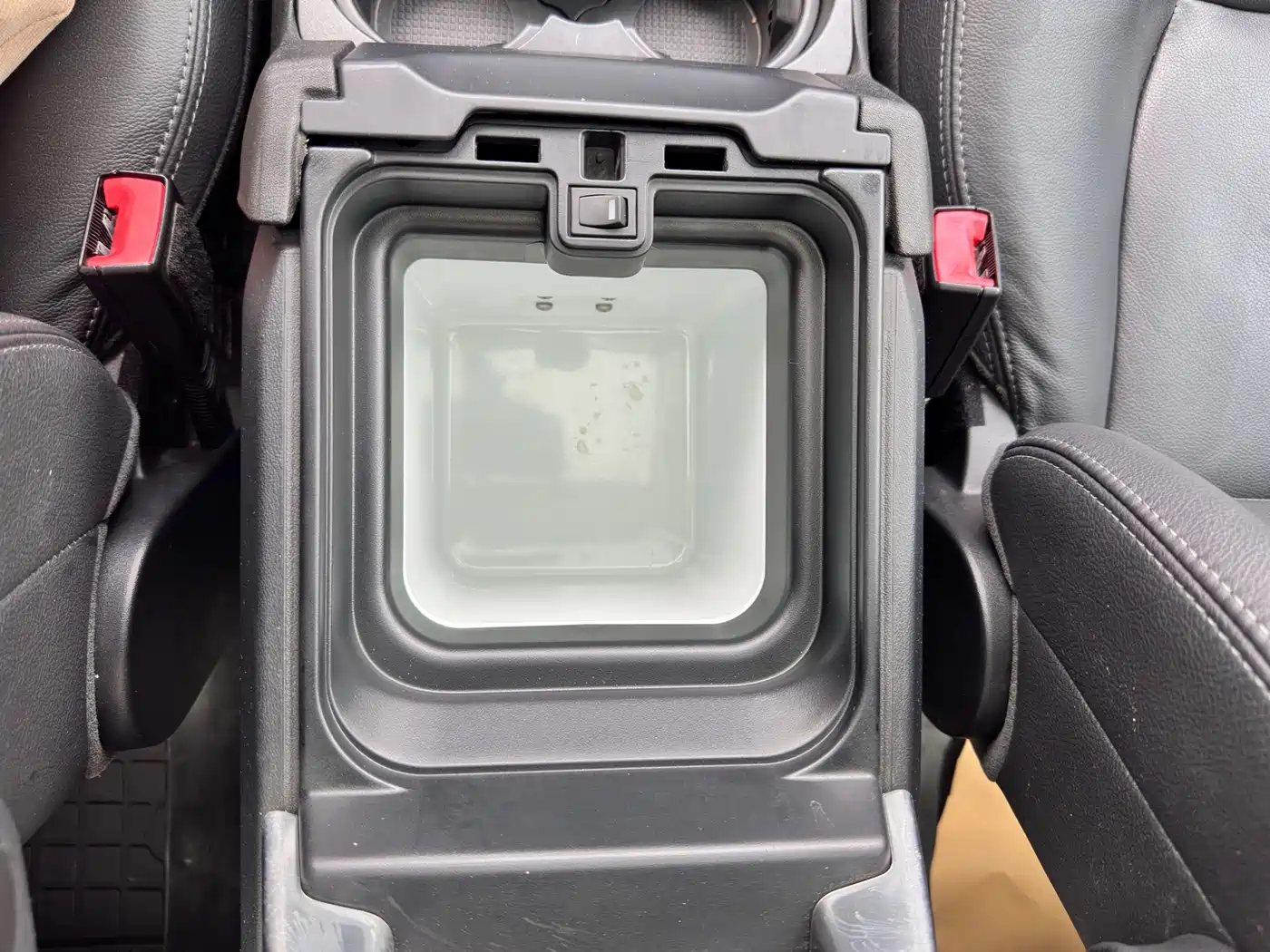 Land Rover Discovery 2015 3.0 SDV6 HSE Diesel фото 23