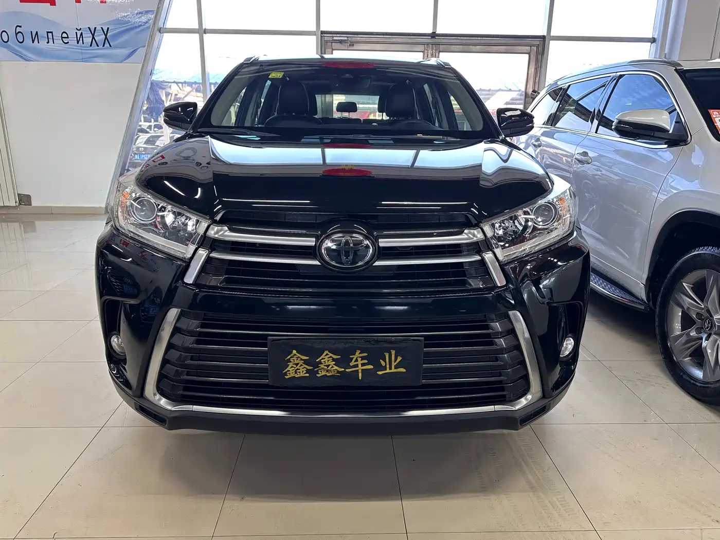 TOYOTA HIGHLANDER