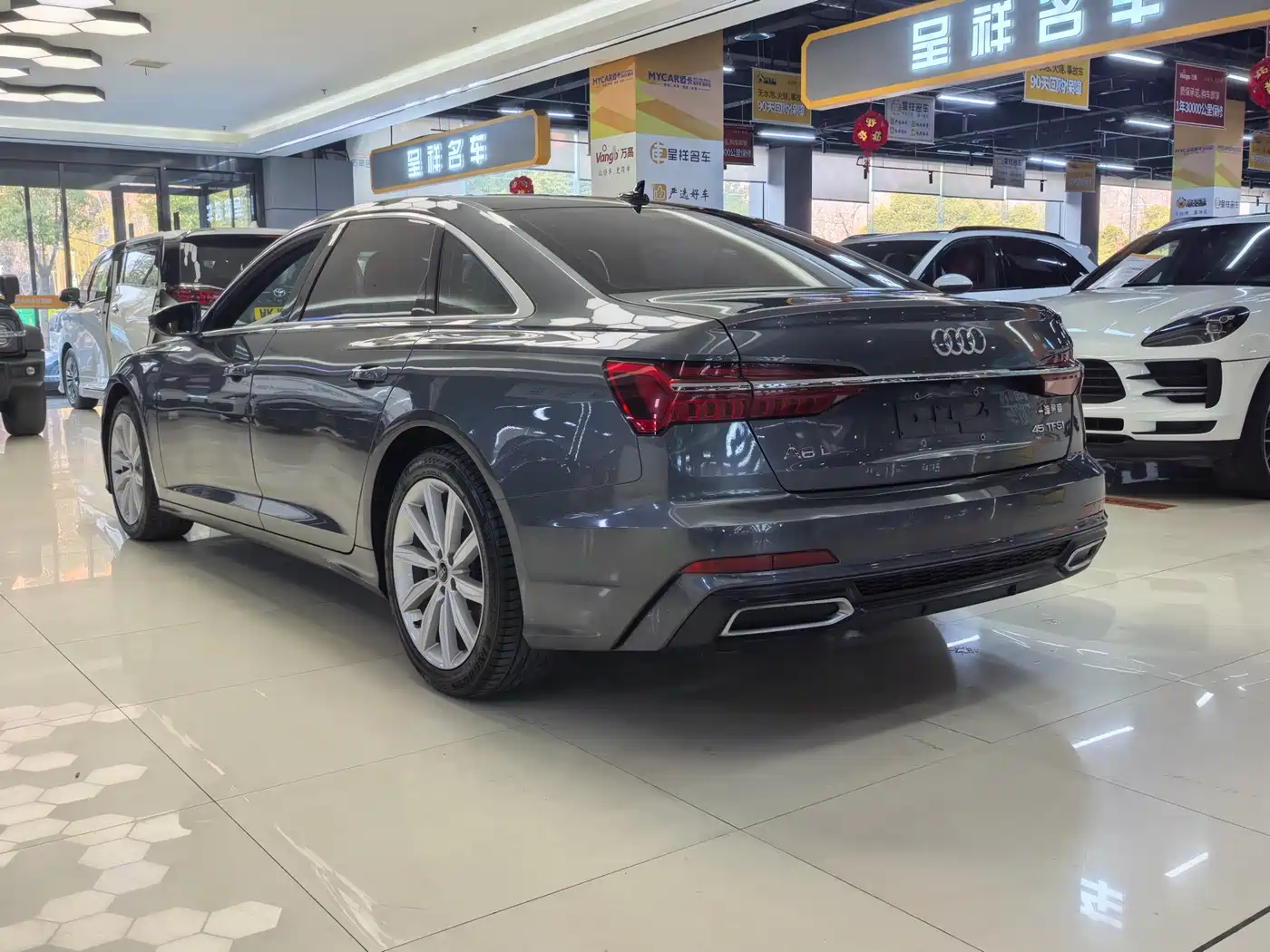 Audi A6L 2022 45 TFSI Premium Dynamic фото 4