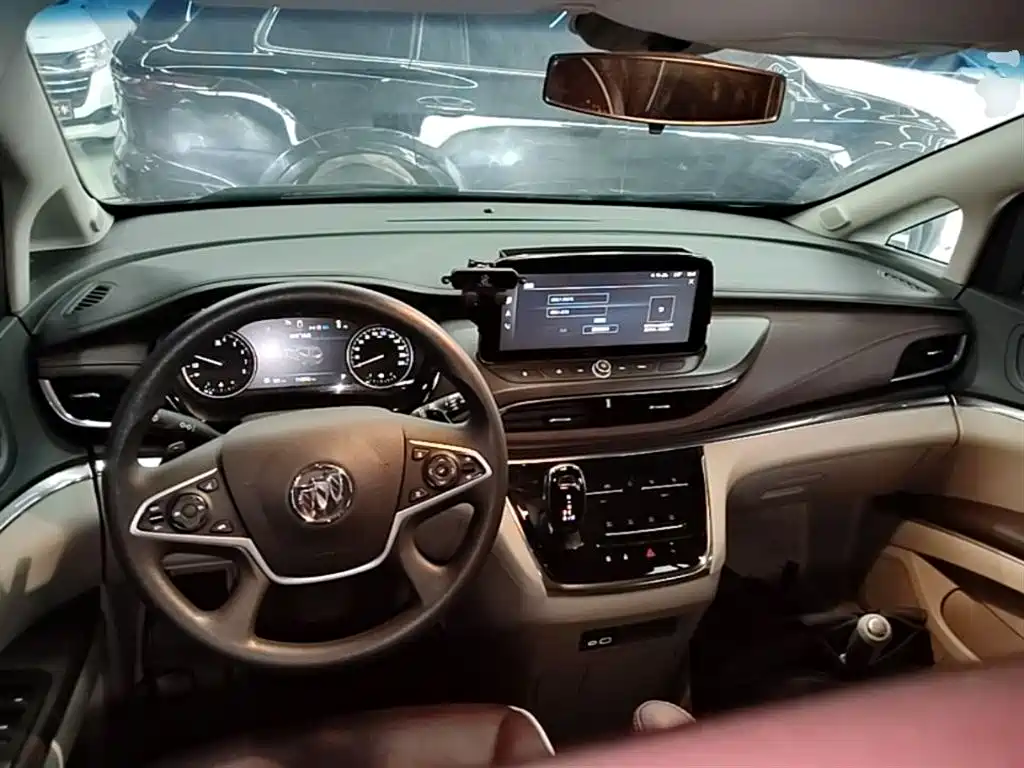 BUICK GL8