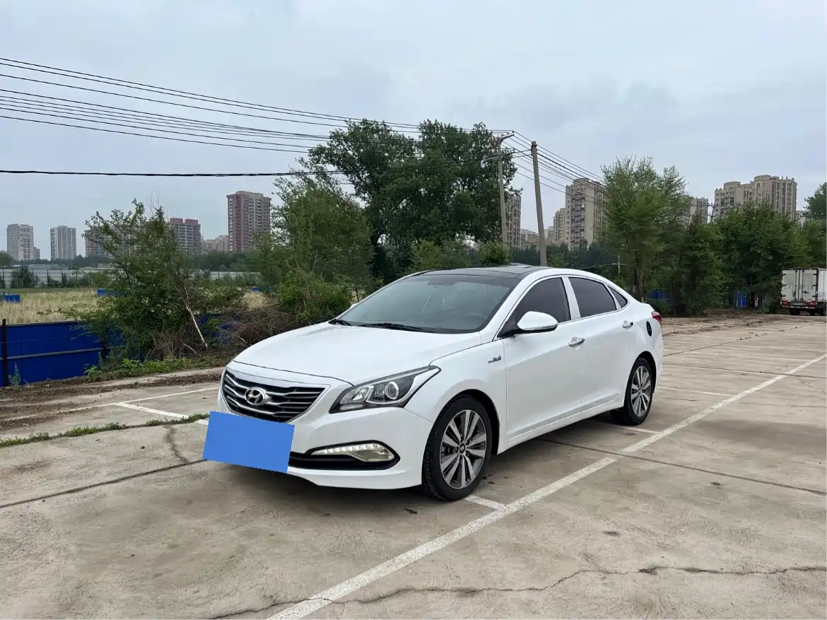 Hyundai Mistra 2016 1.6T Automatic Smart GLS