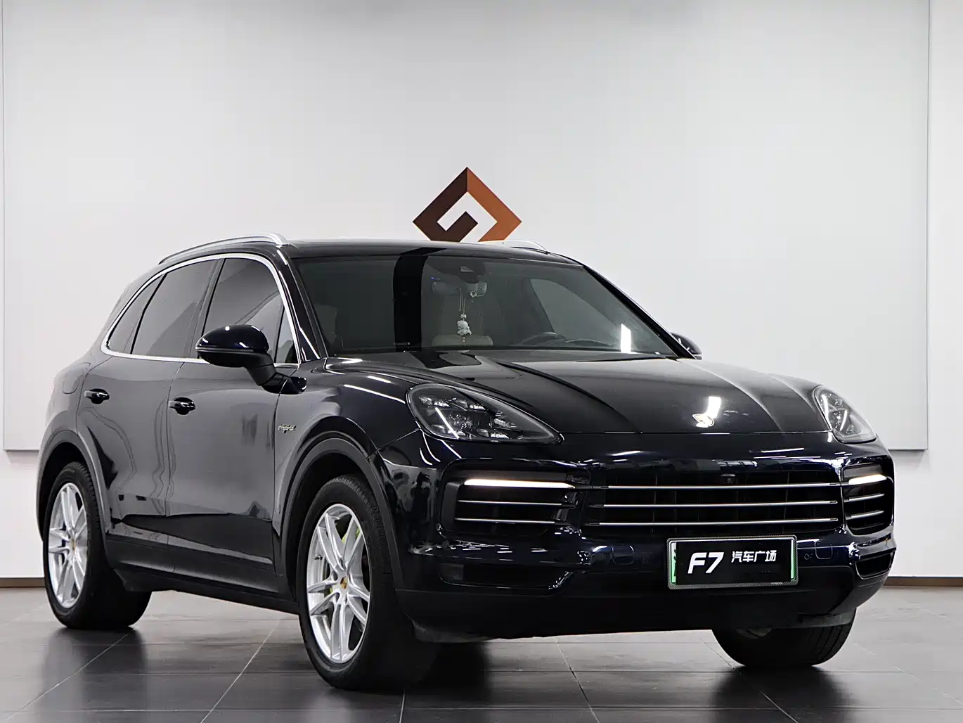 Porsche Cayenne New Energy 2021 Cayenne E-Hybrid 2.0T фото 3