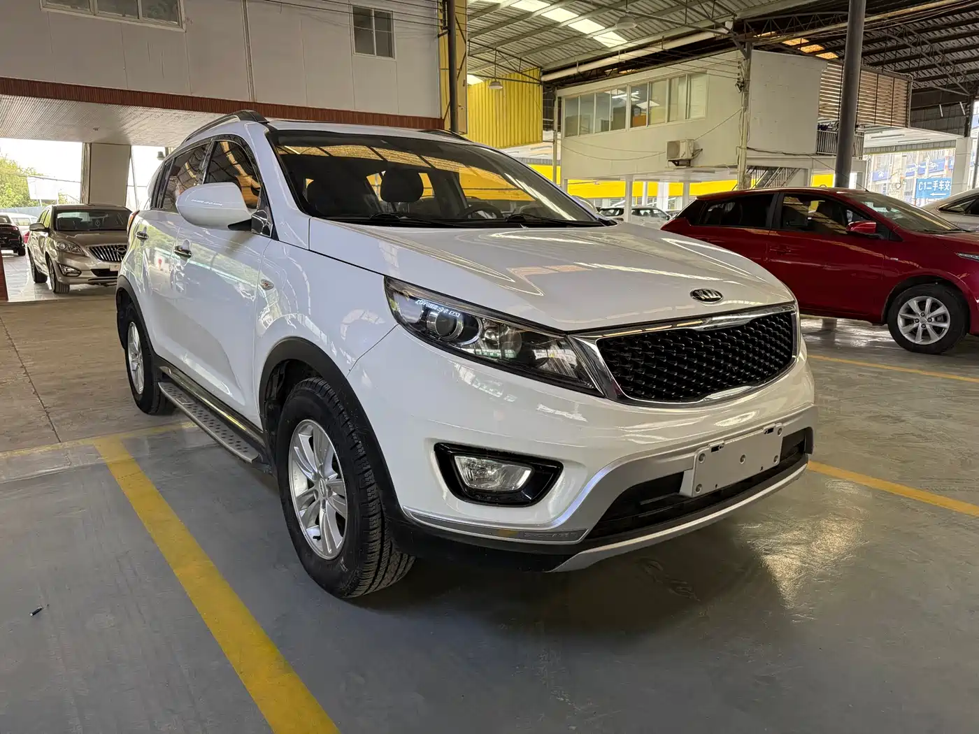 Kia Sportage 2015 2.0L Automatic 2WD GL фото 3