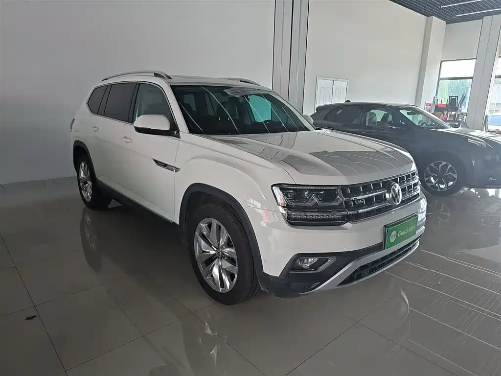 Volkswagen Teramont 2017 530 V6 4WD Flagship Edition фото 11