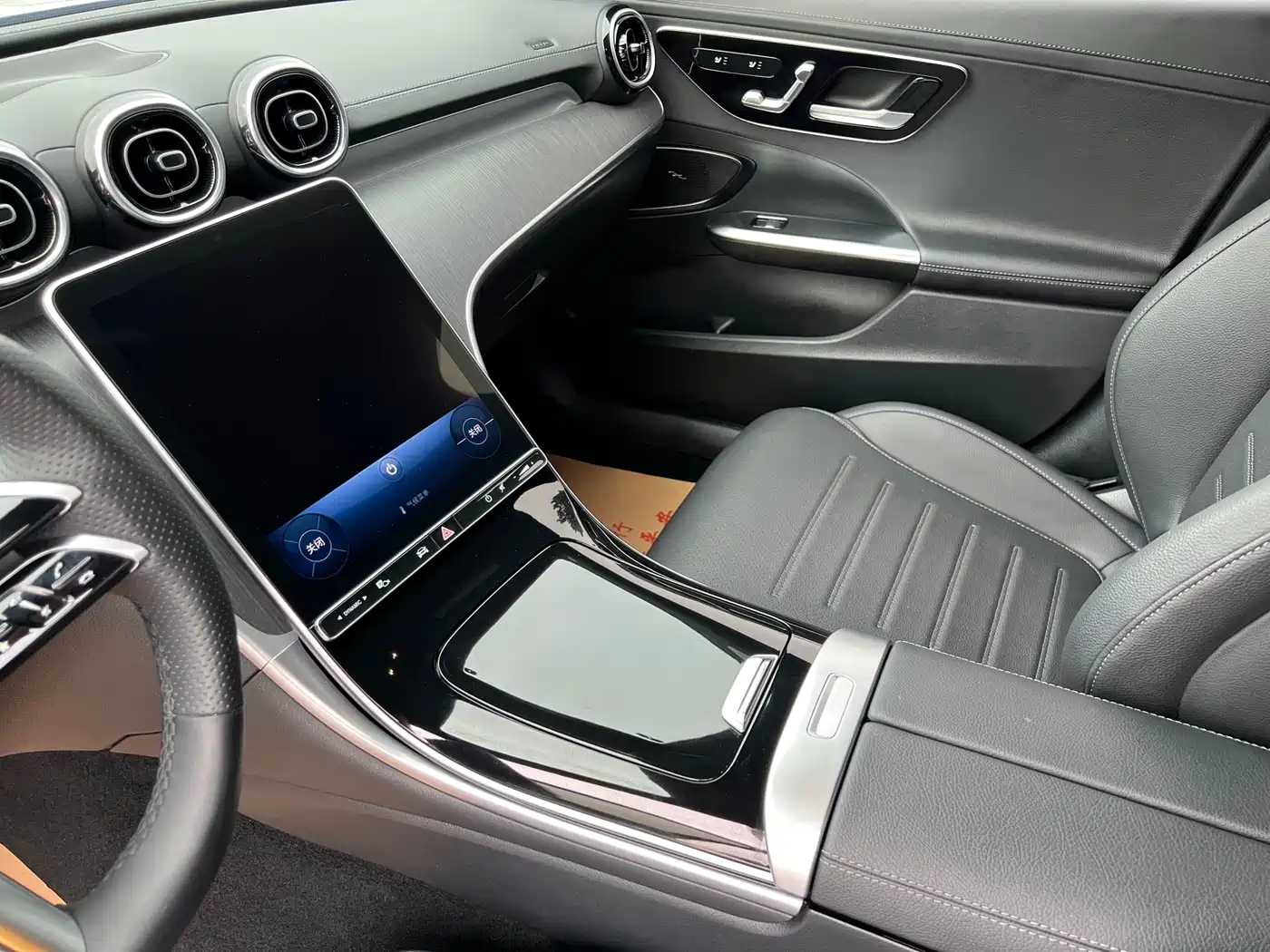 Mercedes-Benz C-Class 2024 Facelift C 200 L Sport фото 15