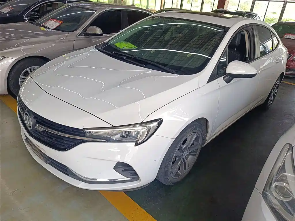 Buick Verano 2020 20T CVT Leading