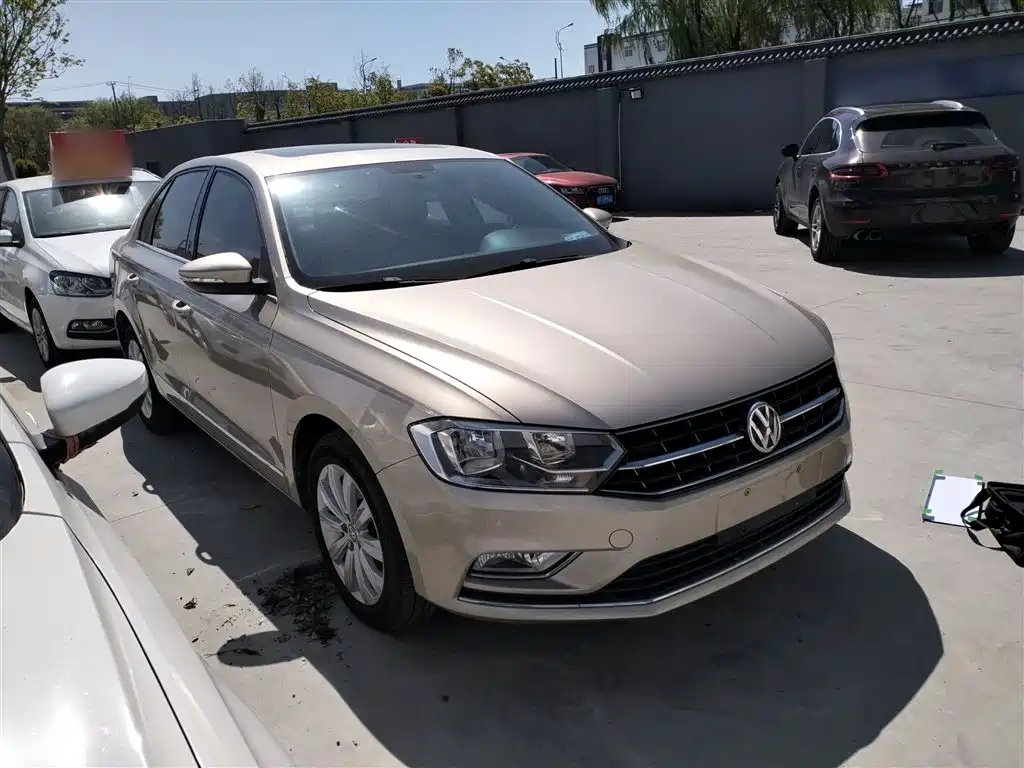 Volkswagen Bora 2016 Model 1.6L Manual Comfort фото 22