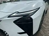 Фото 22 - Lexus ES