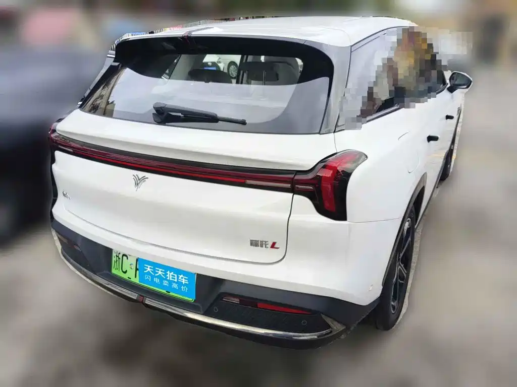 صورة 2 - Nezha Auto Nezha L