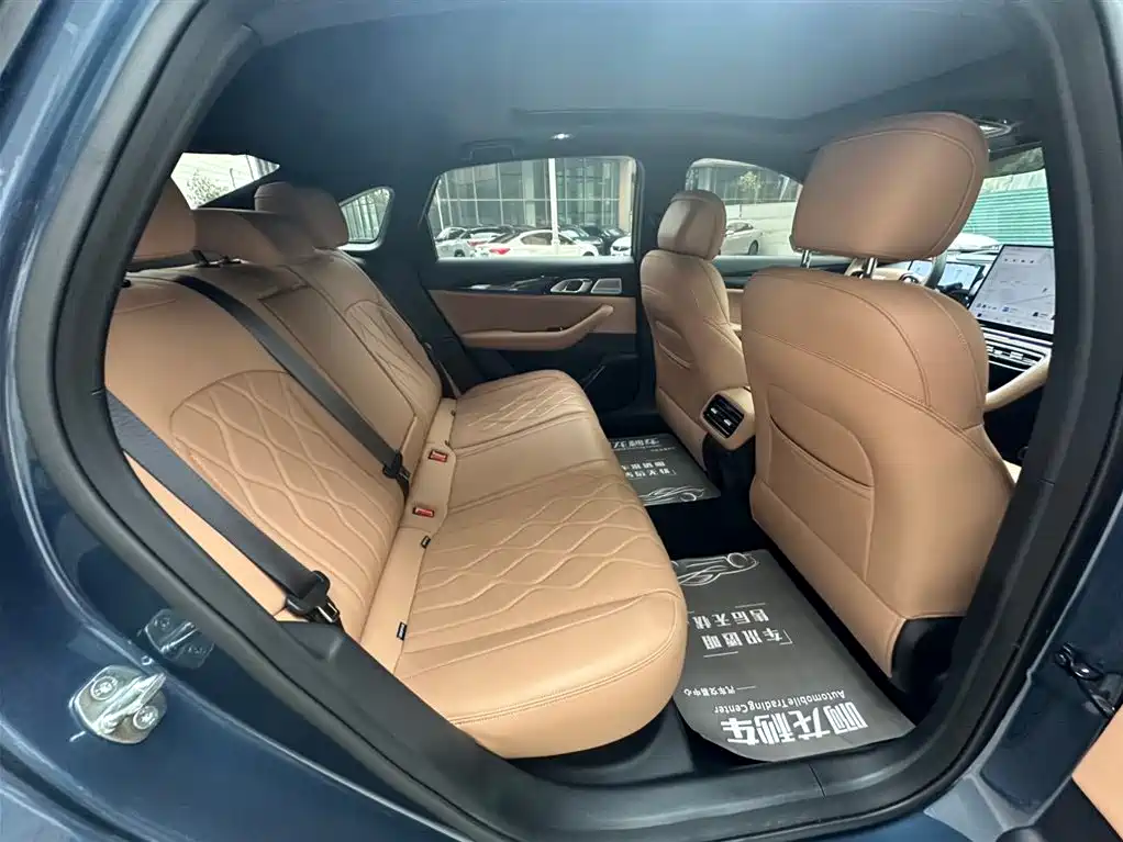 Geely Galaxy Galaxy A7 2025 EM-i фото 8