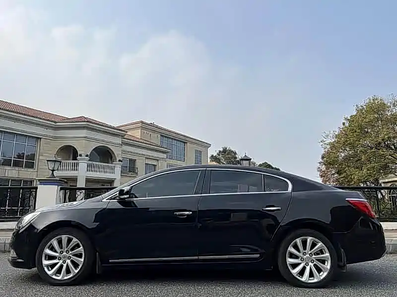 Buick LaCrosse 2013 2.4L SIDI Luxury Comfort фото 4
