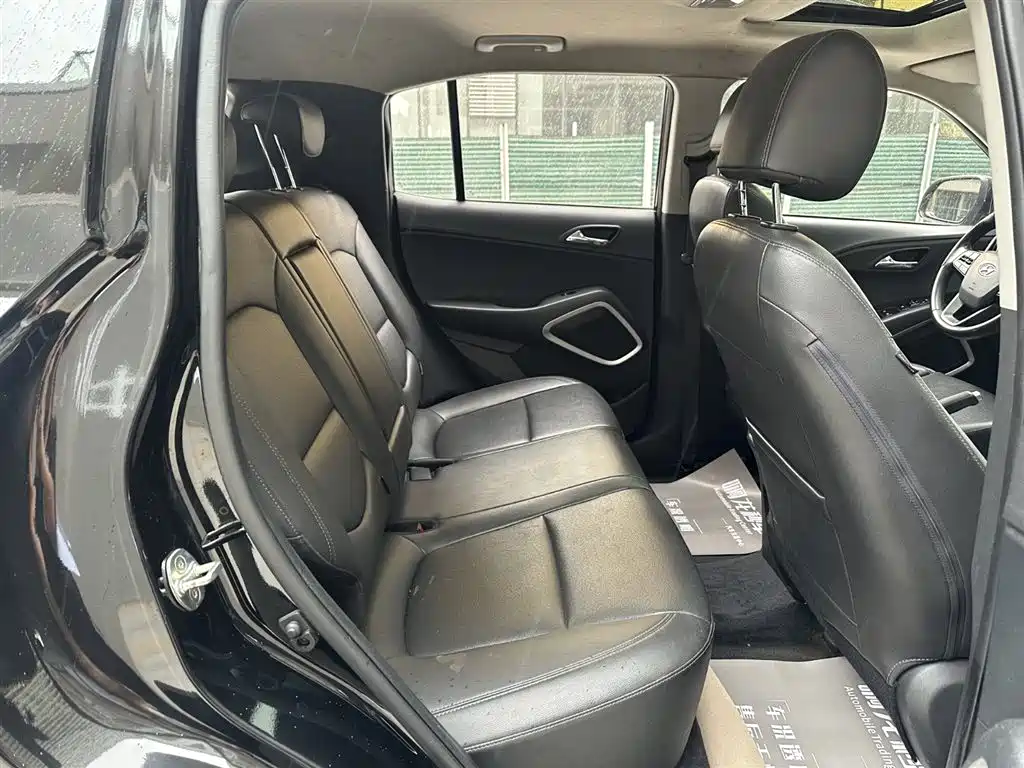 Hyundai Beijing Hyundai ix35 2019 2.0L Automatic 2WD Zhiyong·Enjoy China V фото 10