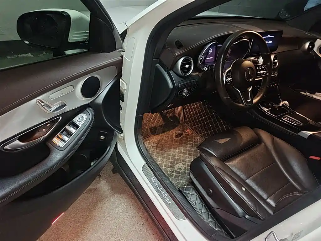 Mercedes-Benz GLC 2020 GLC 260 L 4MATIC Dynamic фото 13