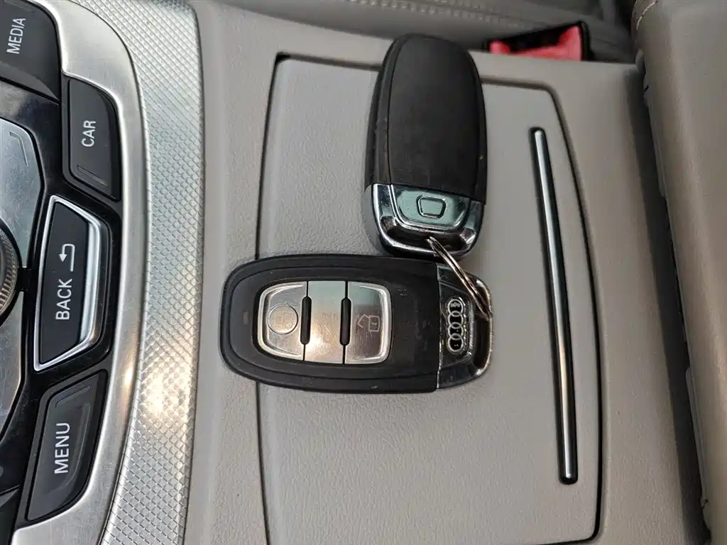 Audi A6L 2014 TFSI Standard фото 9