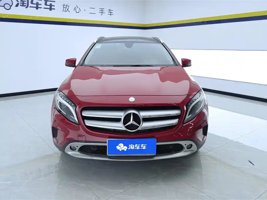 Mercedes-Benz GLA 2016 GLA 200 Fashion фото 2
