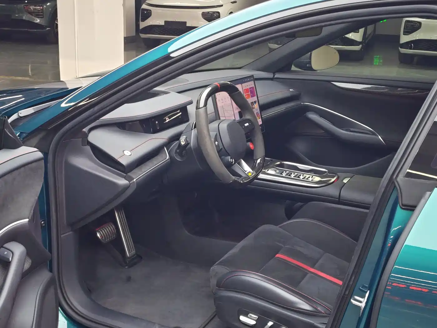 XIAOMI CAR XIAOMI SU7 ULTRA