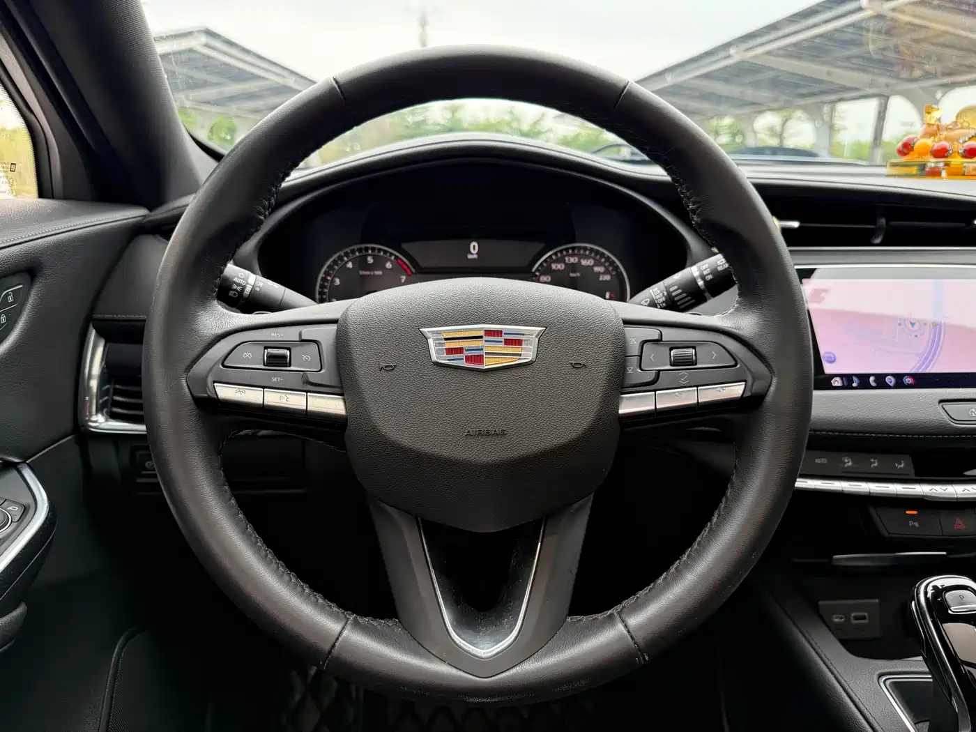 Cadillac XT4 2023 28T 2WD Trend фото 9